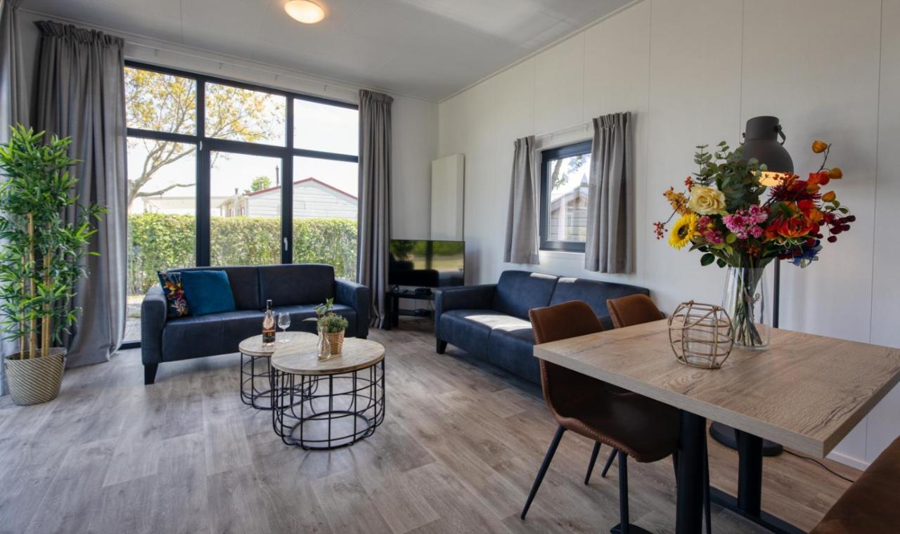 Recreatiepark Jachthaven De Veerstal Lathum - Luxe Chalet מראה חיצוני תמונה