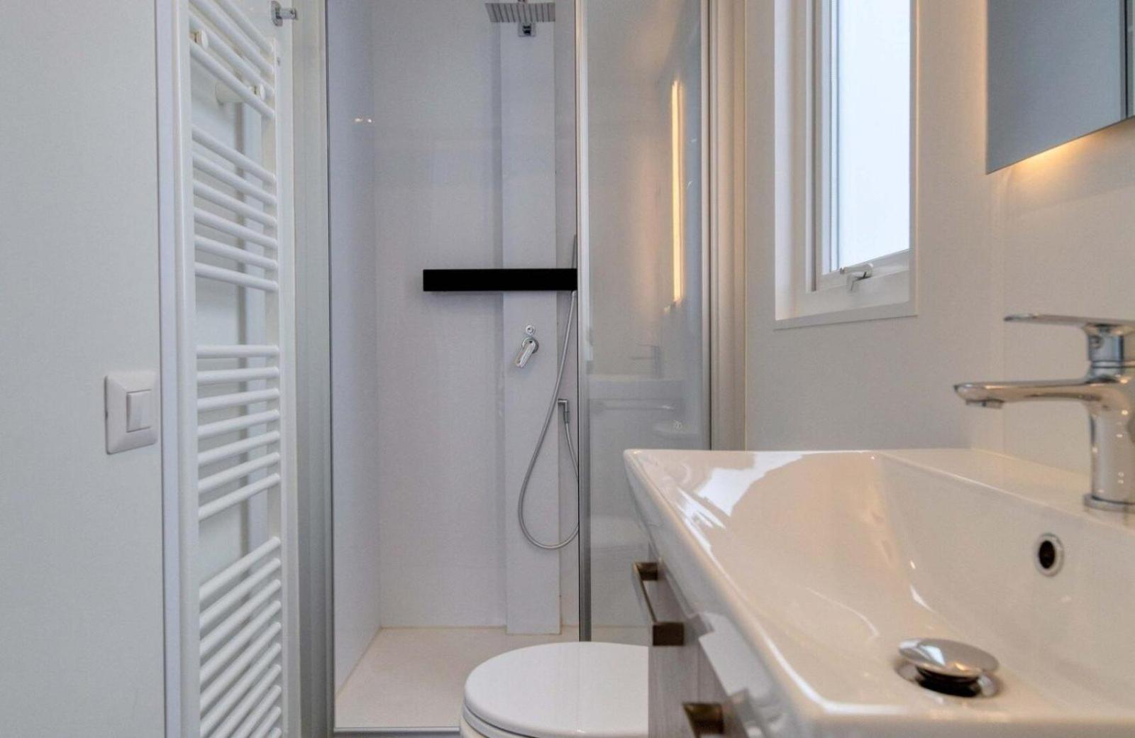 Recreatiepark Jachthaven De Veerstal Lathum - Luxe Chalet מראה חיצוני תמונה